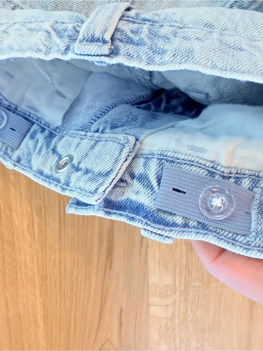 old navy girls size 8 Denim Shorts with Butterfly Embroidery